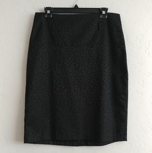 Black animal print pencil skirt